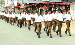 ബംഗാളില് 250 മണ്ഡലങ്ങളില് ആര്എസ്എസ് നടത്തിയത് 1.75 ലക്ഷം യോഗങ്ങള്