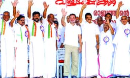 യു.ഡി.എഫില് ആവേശം നിറച്ച് രാഹുല് ഗാന്ധി