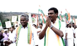 കാന്തല്ലൂര്, മറയൂര് പഞ്ചായത്തുകളില്
വോട്ടഭ്യര്ഥിച്ച് എഫ്. രാജ