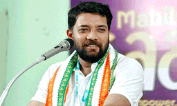 ‘വടക്കേ ഇന്ത്യയില് ശീലിച്ച പരീക്ഷണങ്ങളില് വീണുപോകുന്ന സ്ഥലമല്ല, ബിജെപി തോല്വി സമ്മതിച്ചു ’: ഷാഫി പറമ്പില് MP