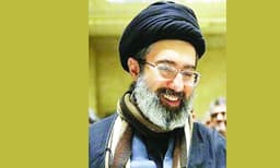 മൊജ്തബ 'പ്രത്യക്ഷനായി';പിന്നാലെ കരാറും