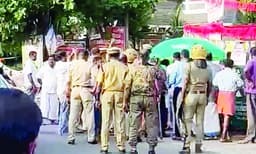 പോലീസ് എല്.ഡി.എഫിന് ഒത്താശ
ചെയ്യുന്നു: യു.ഡി.എഫ്. പ്രവര്ത്തകര്