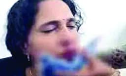 മലയാളി അധ്യാപികയുടെ മൂക്കിടിച്ചു തകര്ത്തു ,മാലദ്വീപില് വിദ്യാര്ഥിയുടെ ക്രൂര മര്ദനം