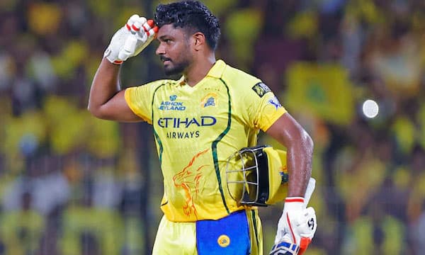 ആറു മത്സരങ്ങളൊക്കെ ധാരാളം ; ഋതുരാജിനെ മാറ്റി സഞ്ജുവിനെ ചെന്നൈ നായകനാക്കണമെന്ന് മുറവിളി