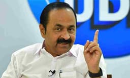ഇന്ധനവില വര്ധന വെല്ലുവിളി; വിലക്കയറ്റം പിടിച്ചുനിര്ത്തുക പുതിയ സര്ക്കാരിനു തലവേദന, കന്നി ബജറ്റില് ഇന്ധന സെസ് കുറയുമോ?