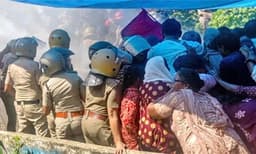 പാര്യത്ത്കാവ് ഭൂമിതര്ക്കം; അര നൂറ്റാണ്ടിന്റെ നിയമവഴികള്, കോടതി വിധി എതിര്, സാധ്യത കോടതിക്കു വെളിയില് പ്രശ്നപരിഹാരം