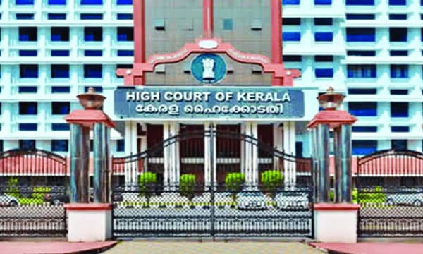 ഇഡി അന്വേഷണത്തിനെതിരെ സിഎംആര്എല് ഹൈക്കോടതി ഡിവിഷന് ബെഞ്ചിലേക്ക്