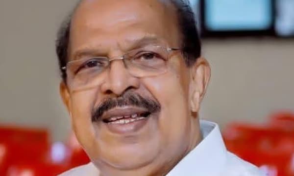 സുധാകരന് പിണറായിയുടെ ചെരിപ്പിന്റെ വാറഴിക്കാൻ യോഗ്യതയുണ്ടോ?; നനഞ്ഞകോഴി പരാമർശത്തിനു മറുപടി