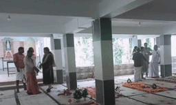 വാണിയപ്പാറ പള്ളിയിലെ ദുരൂഹതയ്ക്ക് തിരശ്ശീല വീഴുന്നു; കല്ലറയിൽ ഉള്ളത് 2 മൃതദേഹം മാത്രം; പായപൊതിഞ്ഞ നിലയിൽ കണ്ടത് ജയിംസിന്റെ മൃതദേഹമാണെന്ന് റിപ്പോർട്ട്
