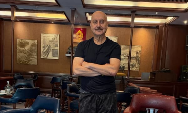 photo-www.instagram.com/anupampkher/