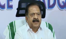 ലഹരിമാഫിയ തന്ത്രങ്ങള് മാറ്റുന്നെന്ന് ചെന്നിത്തല; തൂഫാനില് ഇതുവരെ അറസ്റ്റ് 6632, പോലീസ് സ്റ്റേഷനുകള്ക്ക് ഇനി ഒരേനിറം