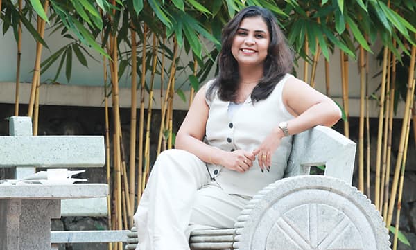 അനു ആല്ബര്ട്ട് പുലിക്കാട്ടില്