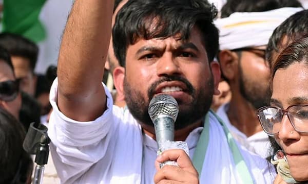 ദിപ്കെയെ ഉടൻ അറസ്റ്റുചെയ്യണം; സാമ്പത്തിക സ്രോതസ്സുകളെക്കുറിച്ച് അന്വേഷിക്കണമെന്നും ആവശ്യം