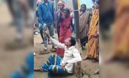 പ്രായപൂർത്തിയാവാത്ത പെൺകുട്ടിയെ പീഡിപ്പിച്ചുവെന്ന് ആരോപണം; യുവാവിനെ കെട്ടിയിട്ട് തല്ലിക്കൊന്നു!