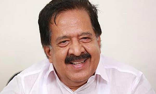 ഗുണ്ടാ നേതാവ് അര്ജുന് ആയങ്കിക്കെതിരെ വെടിവെയ്ക്കാന് ഉത്തരവിട്ടിട്ടില്ല: രമേശ് ചെന്നിത്തല