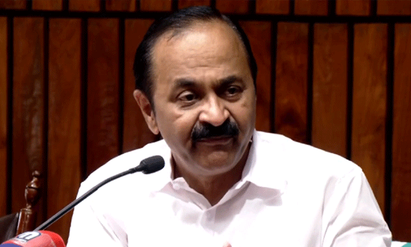മത്സ്യത്തൊഴിലാളികളെ കണ്ടെത്താനാകാത്തതിൽ സർക്കാരിനെതിരെ പ്രതിഷേധം ശക്തം; ചോദ്യങ്ങളിൽ നിന്നും ഒഴിഞ്ഞുമാറി മുഖ്യമന്ത്രി