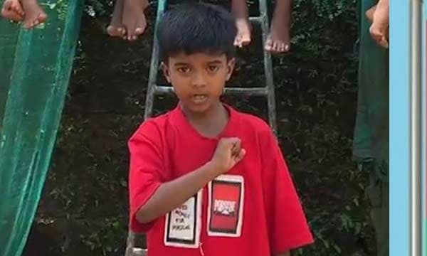 'ചെങ്കൊടിയും അതിന്റെ രാഷ്ട്രീയവും 13കാരന്റ വിഷയമല്ല'; 'കുട്ടി സഖാവ്' വിഷയത്തില് വിമര്ശിച്ച് സമസ്ത