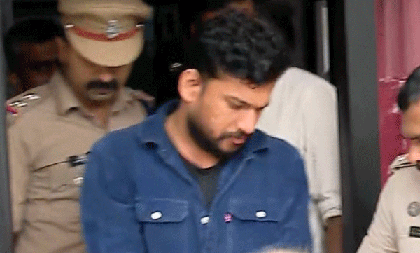സൈബർ ക്രൈം കേസിൽ അർജുൻ ആയങ്കിക്ക് ജാമ്യം; പുറത്തിറങ്ങാനാകില്ല