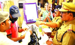 അമിത വില: കൊച്ചിയിലെ തിയറ്ററുകളില് കേസെടുത്ത് ഭക്ഷ്യസുരക്ഷാ വകുപ്പ്