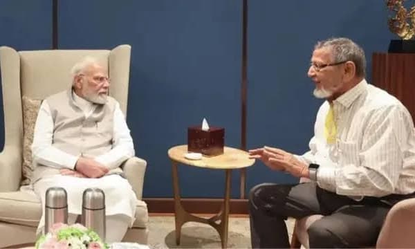 മോദിയെ കണ്ടതിന് പിന്നാലെ ബിജെപി എംഎൽഎയിൽ നിന്ന് ബാല്യകാല സുഹൃത്തിന് ഭൂമി തിരികെ ലഭിച്ചു