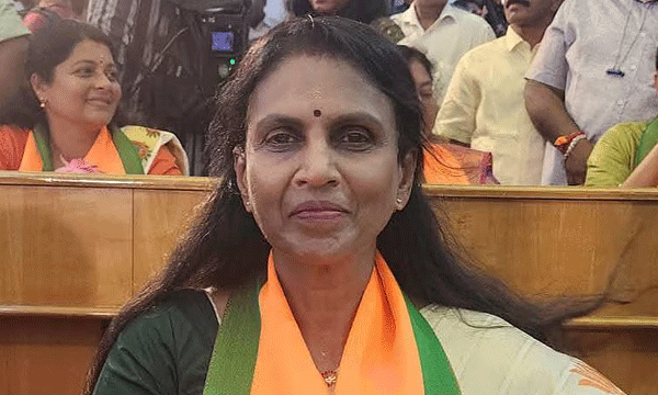 കേരളാപോലീസിന് ഇരട്ടനീതിയെന്ന് ശ്രീലേഖ : മോദിയെ ആക്ഷേപിച്ചാലും കേസില്ല ; രാഹുലിനെക്കുറിച്ച് പറഞ്ഞാല് കേസ്