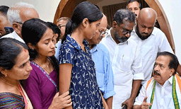 നെന്മാറ ഇരട്ടക്കൊലപാതകം: സുധാകരന്റെ മകൾക്ക് സർക്കാർ ജോലി നൽകും